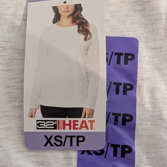 32 Degrees Gray 3/4 Sleeve Relaxed Sweatshirt - Picture 3 of 4